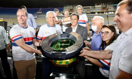 Governo celebra 50 anos do Serra Dourada